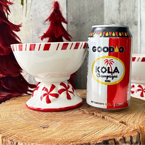 🌴Joy Candy Cane Serving/Candy Red and White Holiday Bowls - Set of Two - Picture 7 of 9